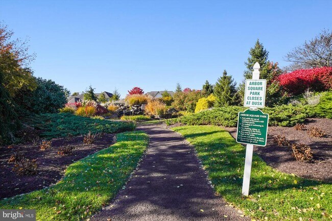 Building Photo - 3038 Jacobs Garden Ln