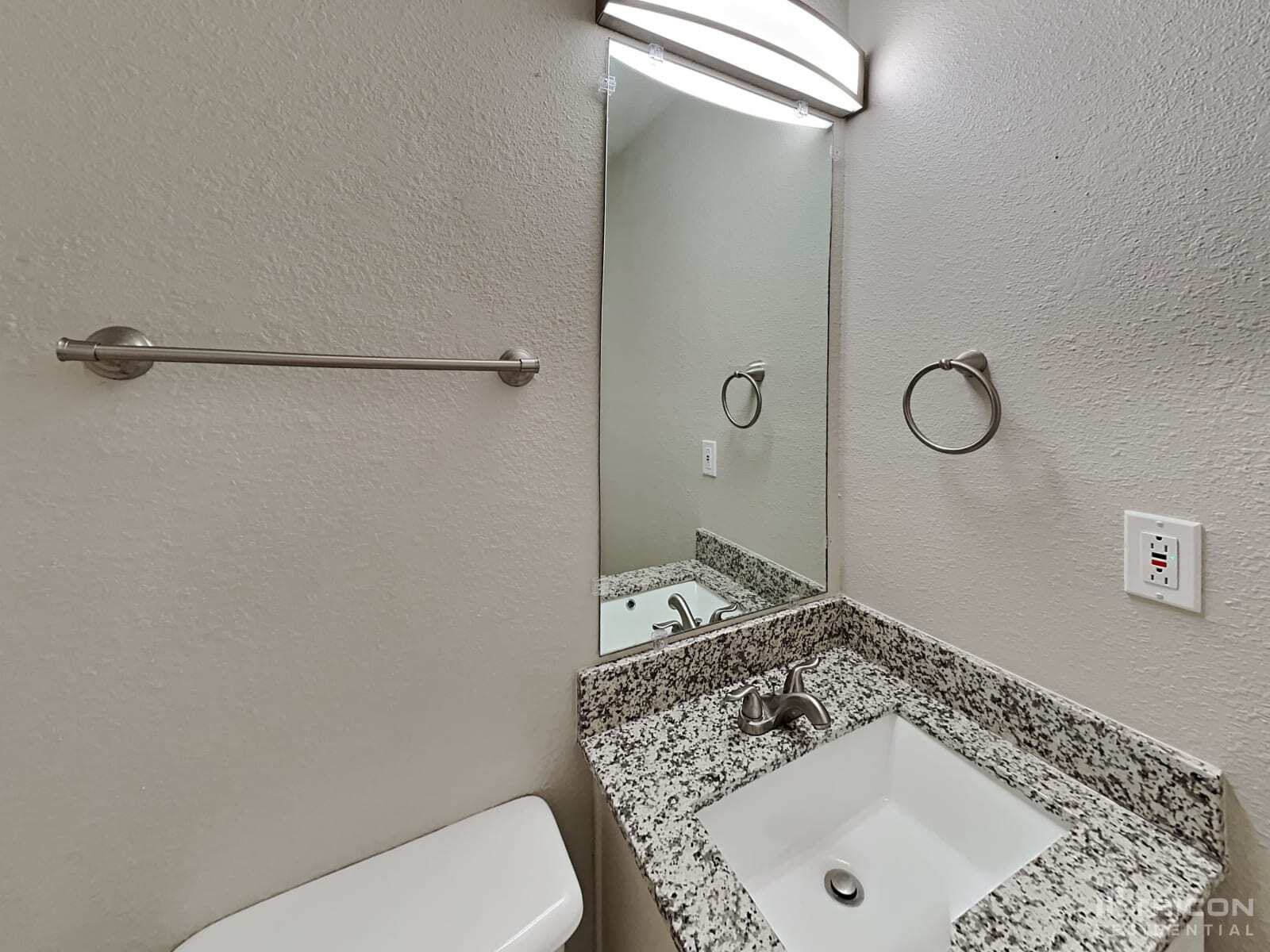 Building Photo - 1410 Misty Meadow Dr