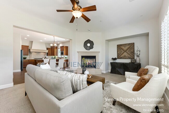 Building Photo - Beautiful 4 Bedroom Home in Catta Verdera