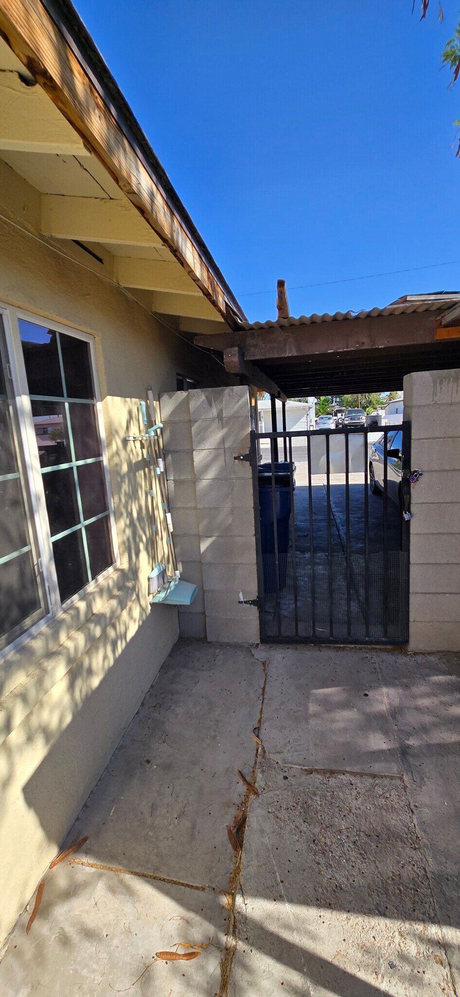 Building Photo - 444 San Pablo Dr