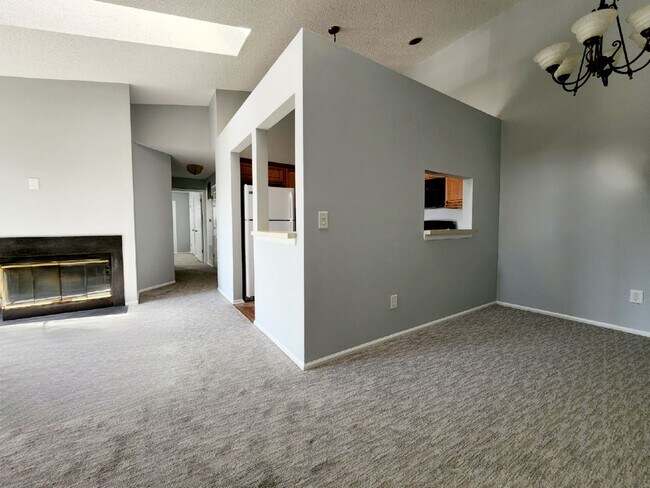 Building Photo - 2 Bedroom, 2 Bath - Society Hill, Mahwah, NJ - "NO BROKER FEE"