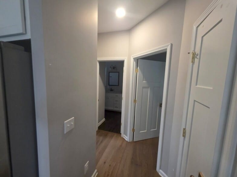 Building Photo - 202 Cherokee Dr