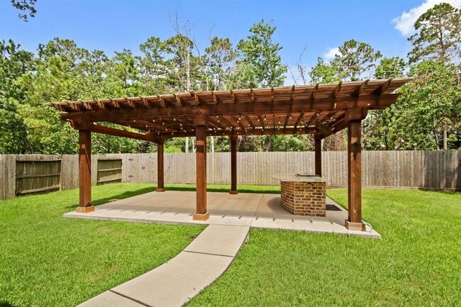 Building Photo - 13415 Lake Arlington Rd