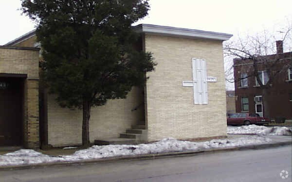 Primary Photo - 5439 W 25th St