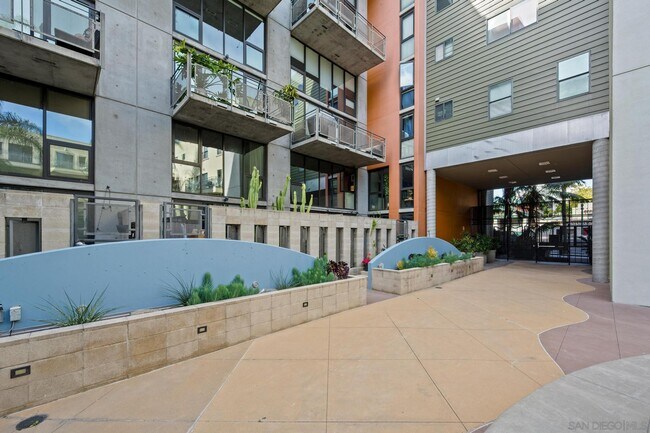 Building Photo - 1780 Kettner Blvd