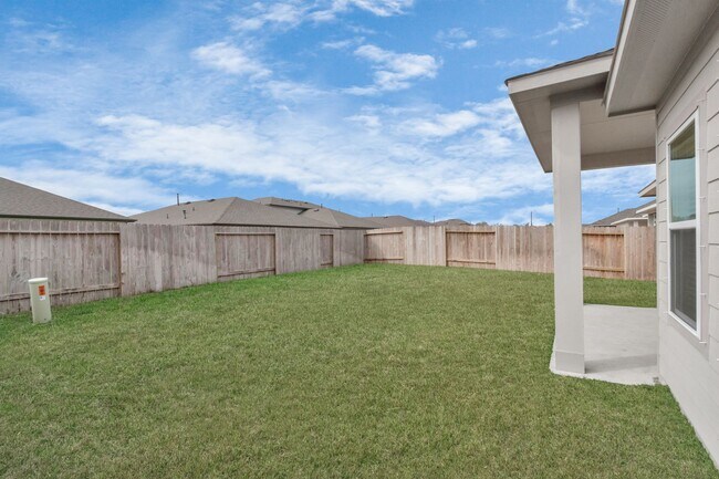 Building Photo - Welcome to the Drake – Where Comfort Meets Elevated Living