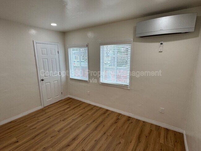 Building Photo - 5762 Cedar Ave