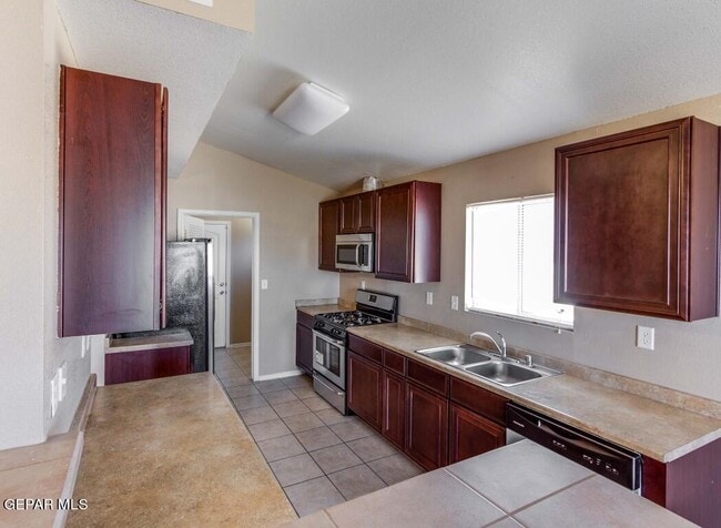 Building Photo - 3256 Bell Point Dr