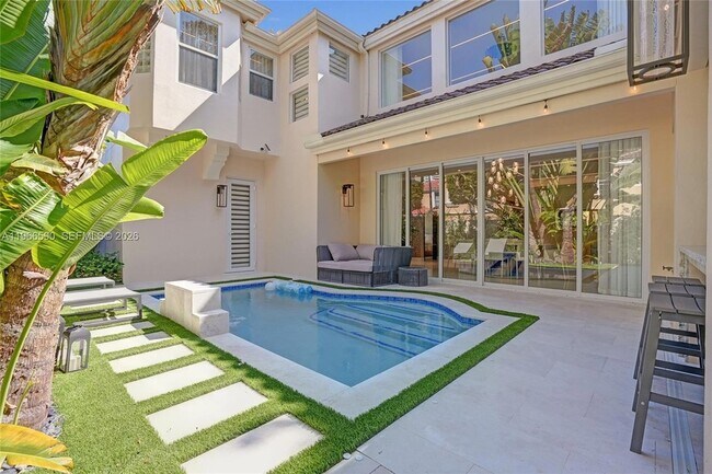 Building Photo - 20824 NE 37th Ave