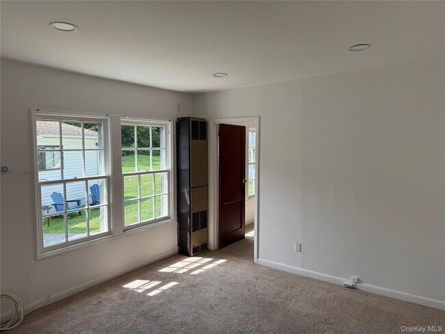 Building Photo - 24 Quartz Ln