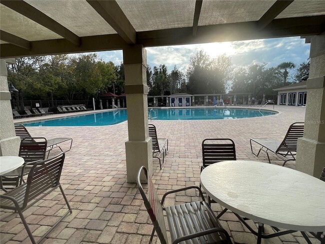 Building Photo - 1228 Bensbrooke Dr