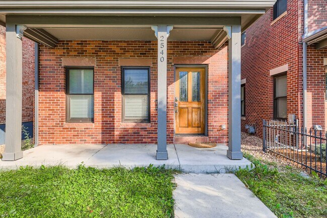 Building Photo - Great Home in Curtis Park, Just blocks to ...