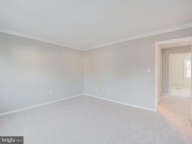 Building Photo - 10332 Mockingbird Pond Ct