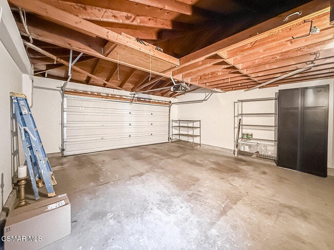 Building Photo - 655 Arroyo Oaks Dr