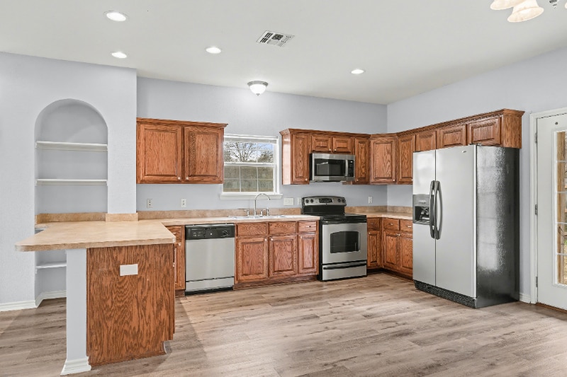 Building Photo - 1124 N Penelope St