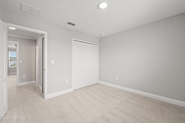 Building Photo - 60 Alagon Wy