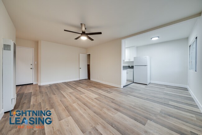 Building Photo - 3841 Gibraltar Ave
