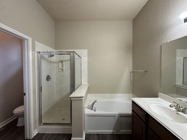 Building Photo - Coming Soon! 3BD 2BA Home for Rent: Kyle T...