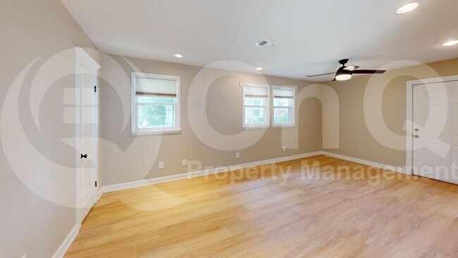Building Photo - 3216 Marys Ln