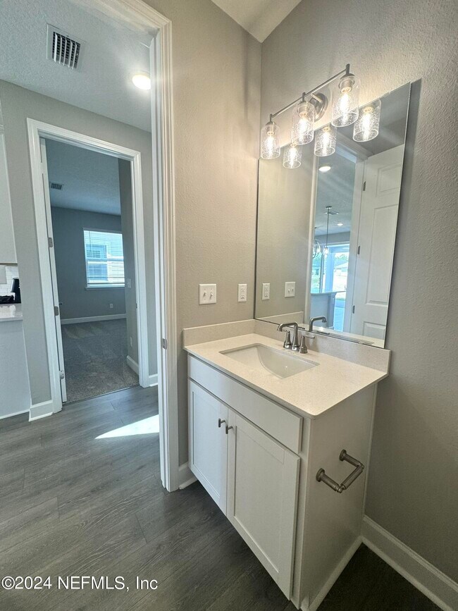 Building Photo - 29 Cedar Elm Wy