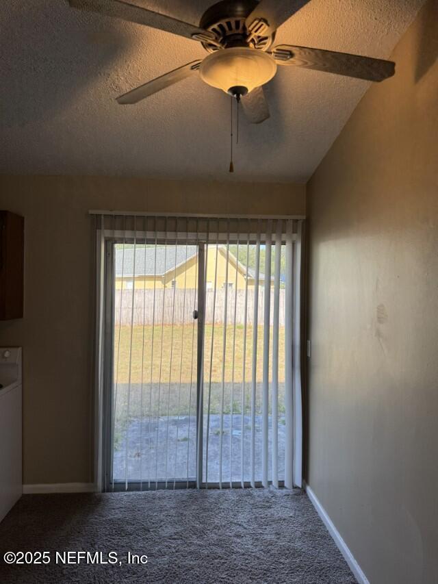 Building Photo - 2654 Hidden Village Dr
