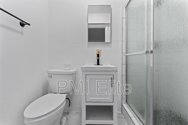 Building Photo - 29160 Flowerpark Dr