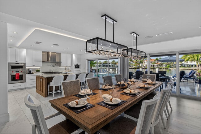 Building Photo - 3109 NE 42nd Ct