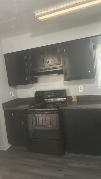 Building Photo - 4151 Slumber Ln