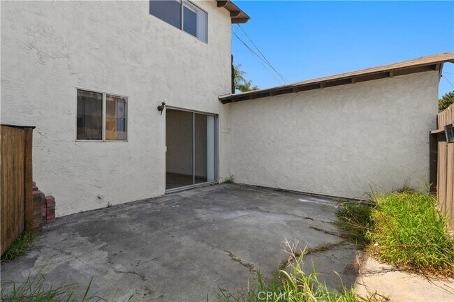 Building Photo - 654 Ohio Ave