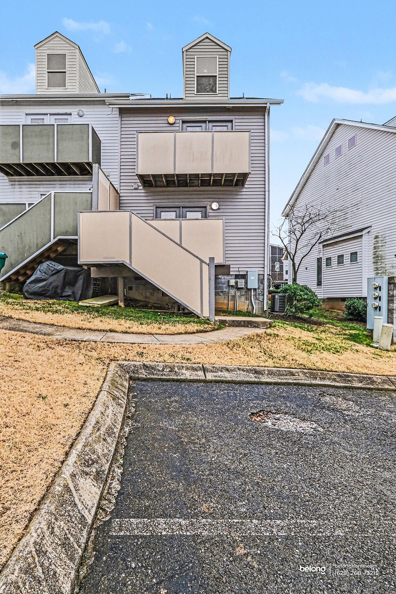 Building Photo - 3704 Lausanne Dr