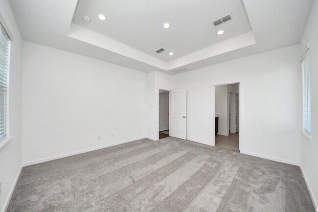 Building Photo - 9026 Selwyn Pointe Wy