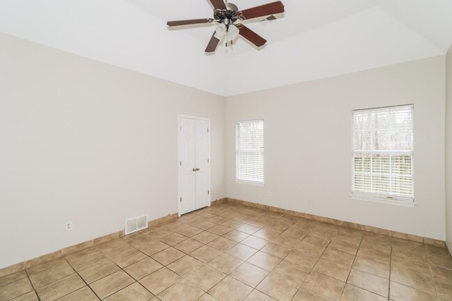 Building Photo - 6815 Kerry Valley Ln