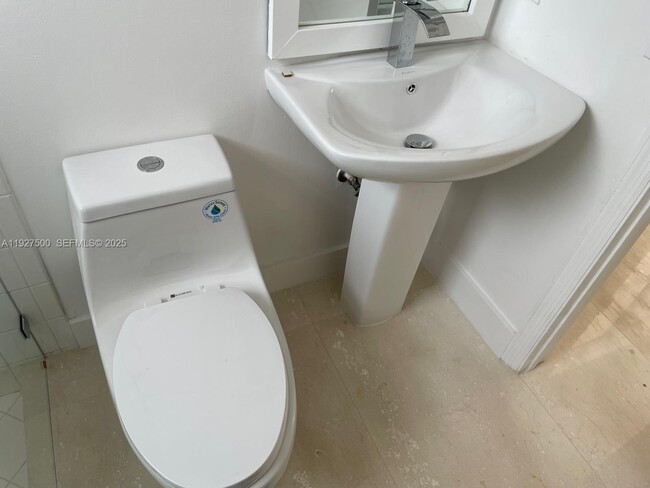 Building Photo - 15964 SW 139th St