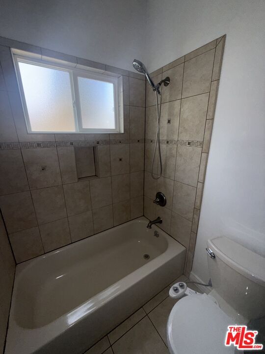 Building Photo - 2244 Ripple St