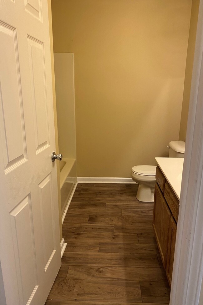 Building Photo - 125 Hillridge Ct