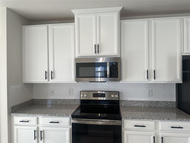 Building Photo - 1588 Eucalyptus Wy