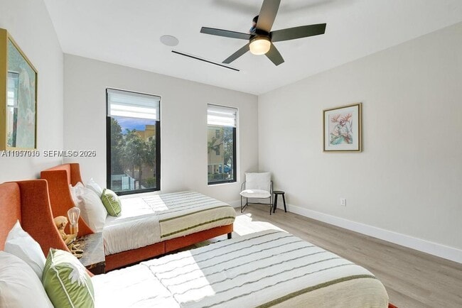 Building Photo - 1101 NE 16th Terrace