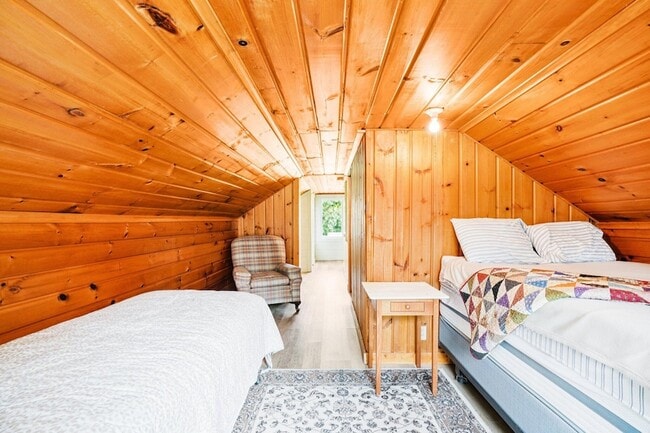 Building Photo - N3219 Cherry Rd