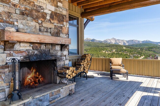 Building Photo - 12 Silver Star Drive