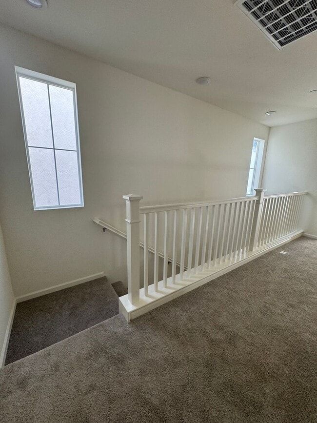 Building Photo - Beautiful Brand New Home