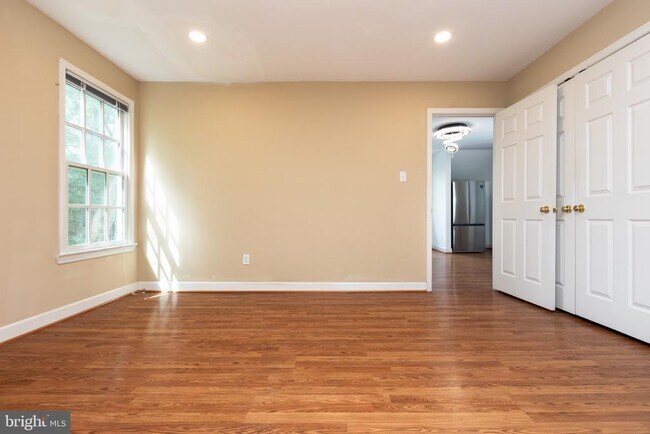 Building Photo - 13039 Glen Mill Rd