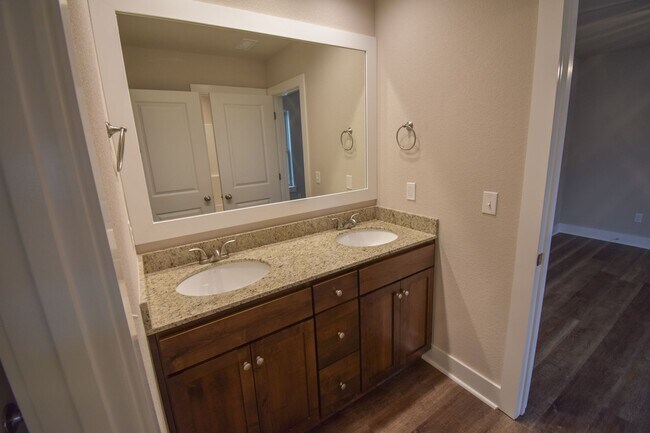 Building Photo - NOW LEASING