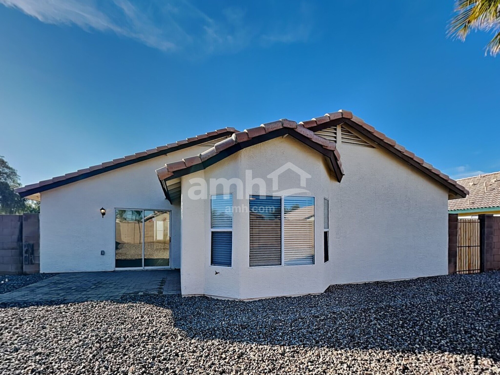 Building Photo - 8554 W El Caminito Dr