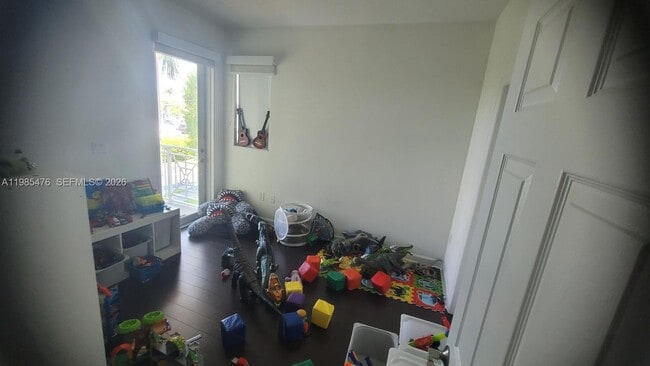 Building Photo - 7414 NW 107 Ct