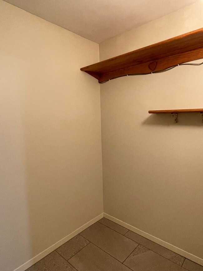 Bonus room - 6030 NY-23