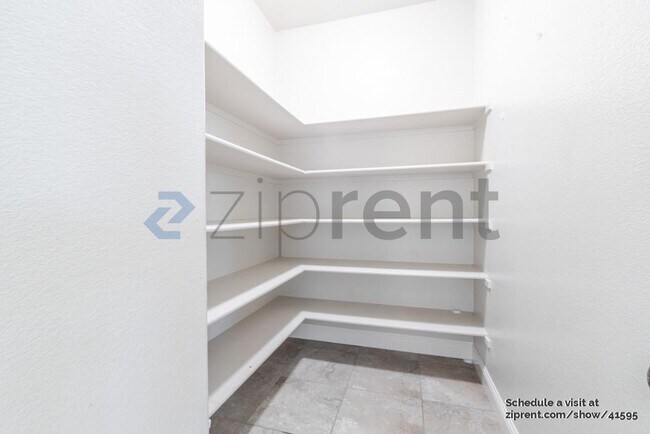 Building Photo - 4195 Aplicella Ct