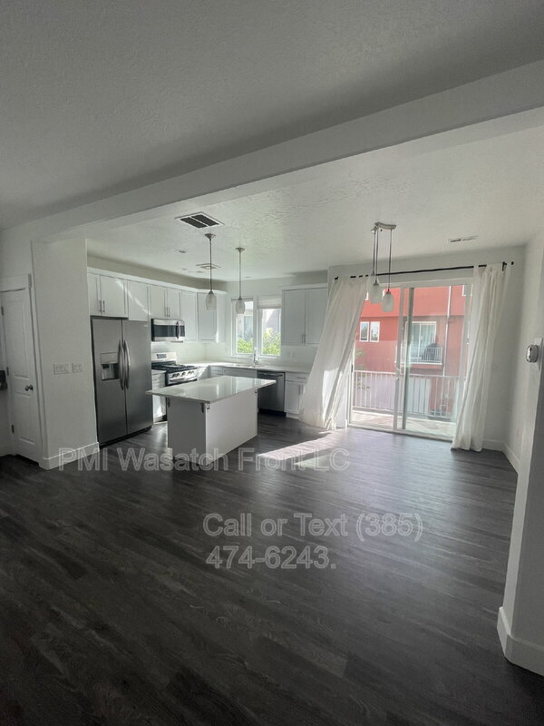 Building Photo - 5033 W Daybreak Pkwy
