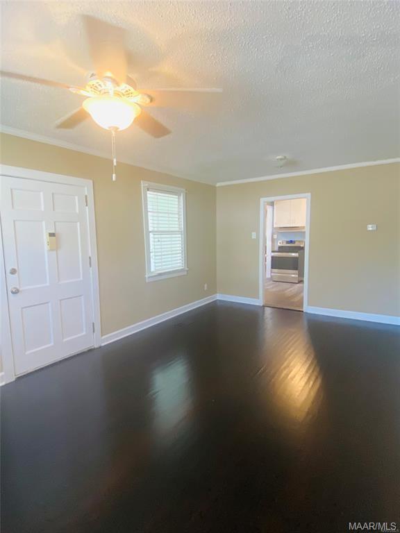 Building Photo - 2048 Midway St