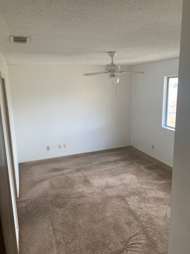 Building Photo - 309 Highland Estates Dr