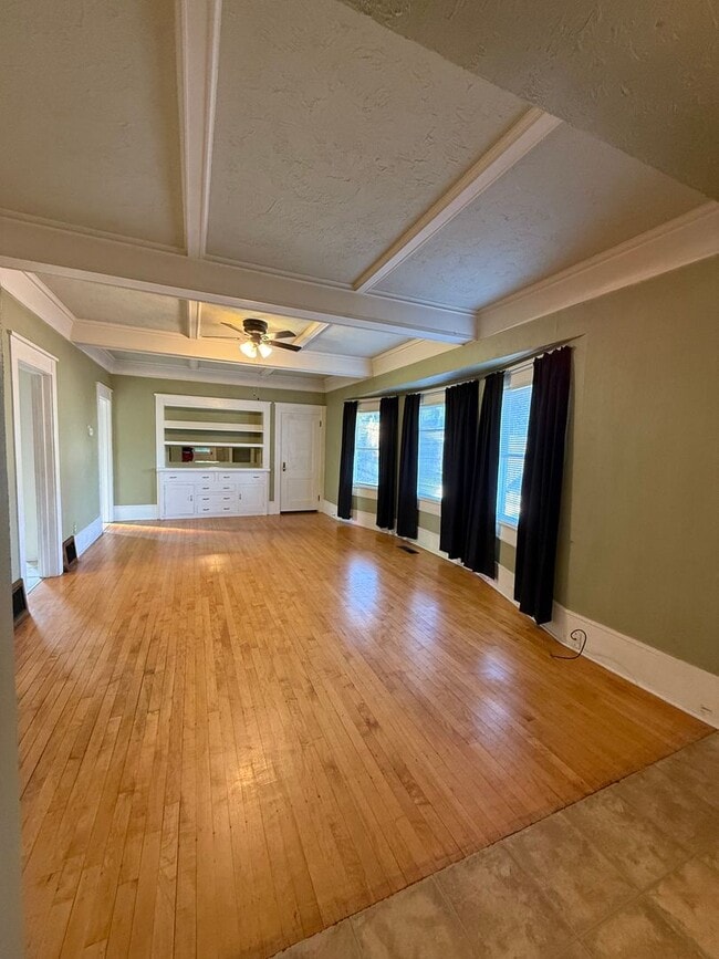 Building Photo - PRICE DROP - Charming 1.5-Story Victorian ...